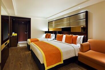 Отель Zone By The Park , Bani Park Jaipur