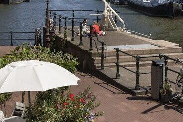 Novotel Amsterdam Schiphol Airport
