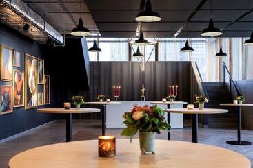 Novotel Amsterdam Schiphol Airport