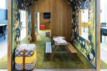 Novotel Amsterdam Schiphol Airport