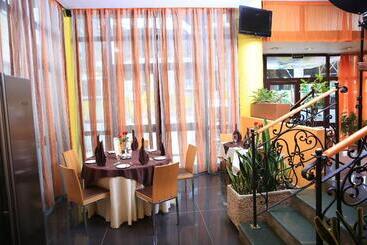 Reliance Hotel Apartment