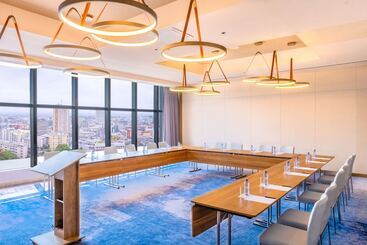 هتل Hilton Kinshasa