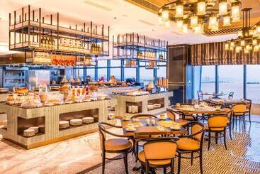 هتل Hilton Kinshasa