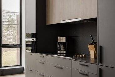 Sonder Onyx