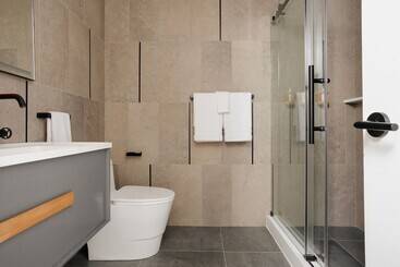 Sonder Onyx