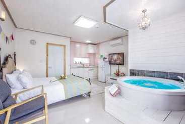 Seonjaedo Secret Spa Pension