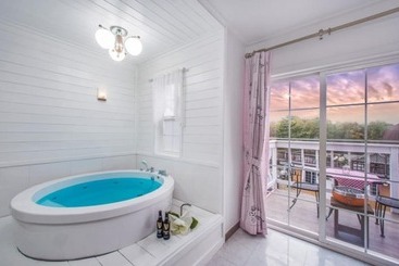 Seonjaedo Secret Spa Pension