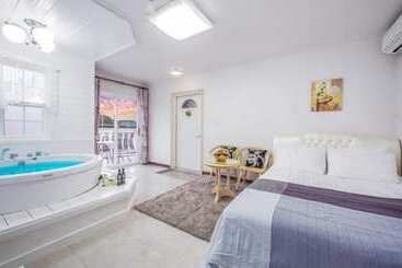 Seonjaedo Secret Spa Pension