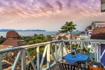 Seonjaedo Secret Spa Pension