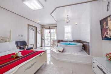 Seonjaedo Secret Spa Pension
