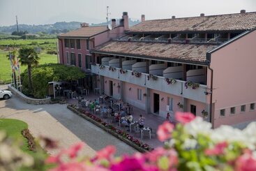 هتل Bella Lazise