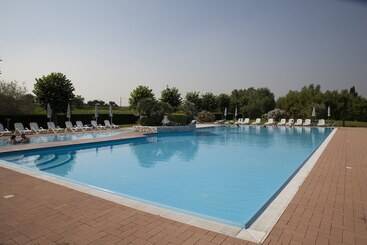 هتل Bella Lazise