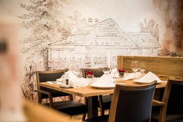 酒店 & Bildungszentrum Matt