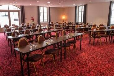 هتل Castel Maintenon   Handwritten Collection