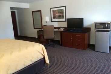 هتل Days Inn By Wyndham Hartsfield Jackson Atlanta Airport West