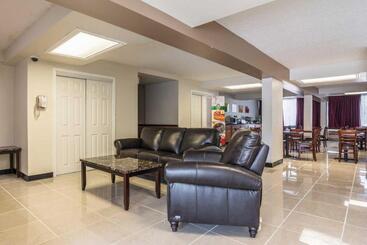 هتل Days Inn By Wyndham Hartsfield Jackson Atlanta Airport West