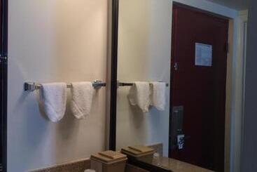 هتل Days Inn By Wyndham Hartsfield Jackson Atlanta Airport West