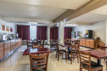 هتل Days Inn By Wyndham Hartsfield Jackson Atlanta Airport West