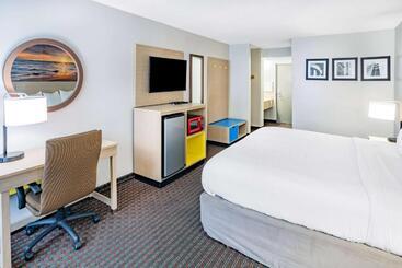 هتل Days Inn By Wyndham Hartsfield Jackson Atlanta Airport West