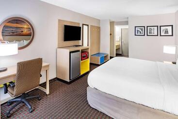 هتل Days Inn By Wyndham Hartsfield Jackson Atlanta Airport West