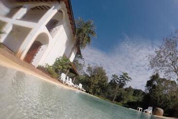 酒店 El Pueblito Iguazu