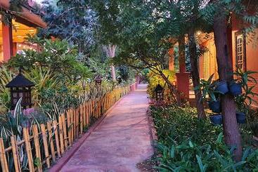 هتل Gracious Bagan