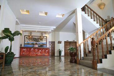 هتل Gracious Bagan