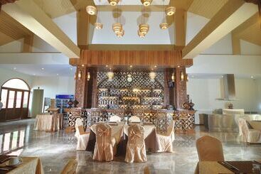 هتل Gracious Bagan