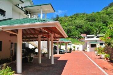 هتل Hanneman Holiday Residence