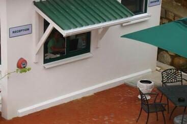 هتل Hanneman Holiday Residence