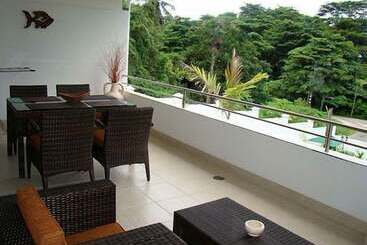 هتل Hanneman Holiday Residence