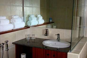 هتل Hanneman Holiday Residence