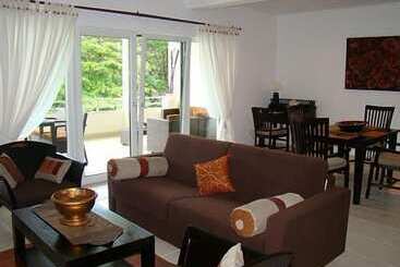 هتل Hanneman Holiday Residence