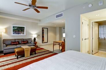 هتل Homewood Suites By Hilton Cincinnati Downtown