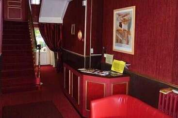 هتل Hôtel Le Relais Lamartine