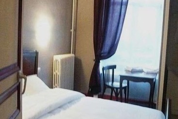 هتل Hôtel Le Relais Lamartine