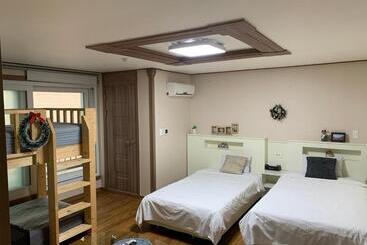 호텔 H.y Choi Hostel