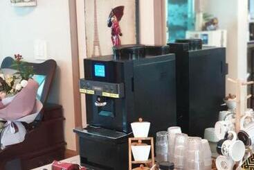 호텔 H.y Choi Hostel