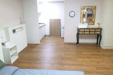 호텔 H.y Choi Hostel