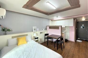 호텔 H.y Choi Hostel