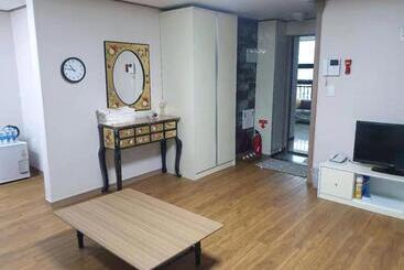 호텔 H.y Choi Hostel