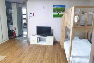 호텔 H.y Choi Hostel