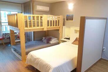 호텔 H.y Choi Hostel