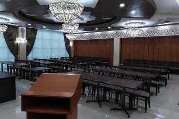 هتل Khorezm Palace