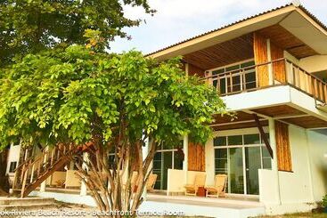 هتل Koh Mook Riviera Beach Resort