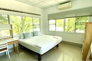 هتل Koh Mook Riviera Beach Resort