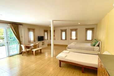 هتل Koh Mook Riviera Beach Resort