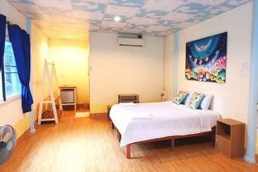 هتل Koh Mook Riviera Beach Resort