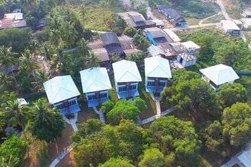 هتل Koh Mook Riviera Beach Resort