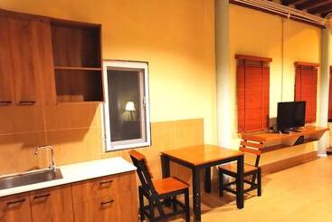هتل Koh Mook Riviera Beach Resort